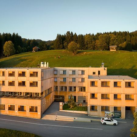 Jufa Hotel Laterns - Klangholzhus Buitenkant foto