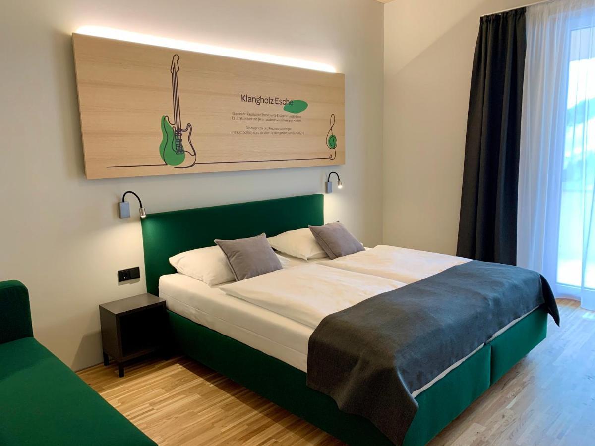 Jufa Hotel Laterns - Klangholzhus Buitenkant foto