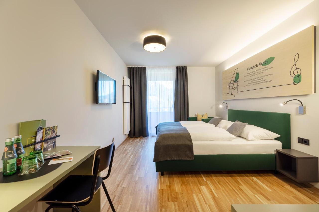 Jufa Hotel Laterns - Klangholzhus Buitenkant foto