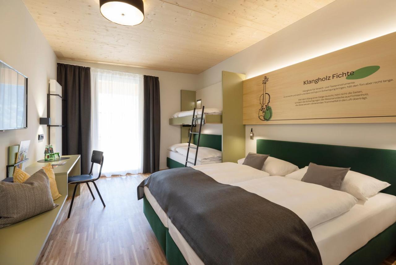 Jufa Hotel Laterns - Klangholzhus Buitenkant foto