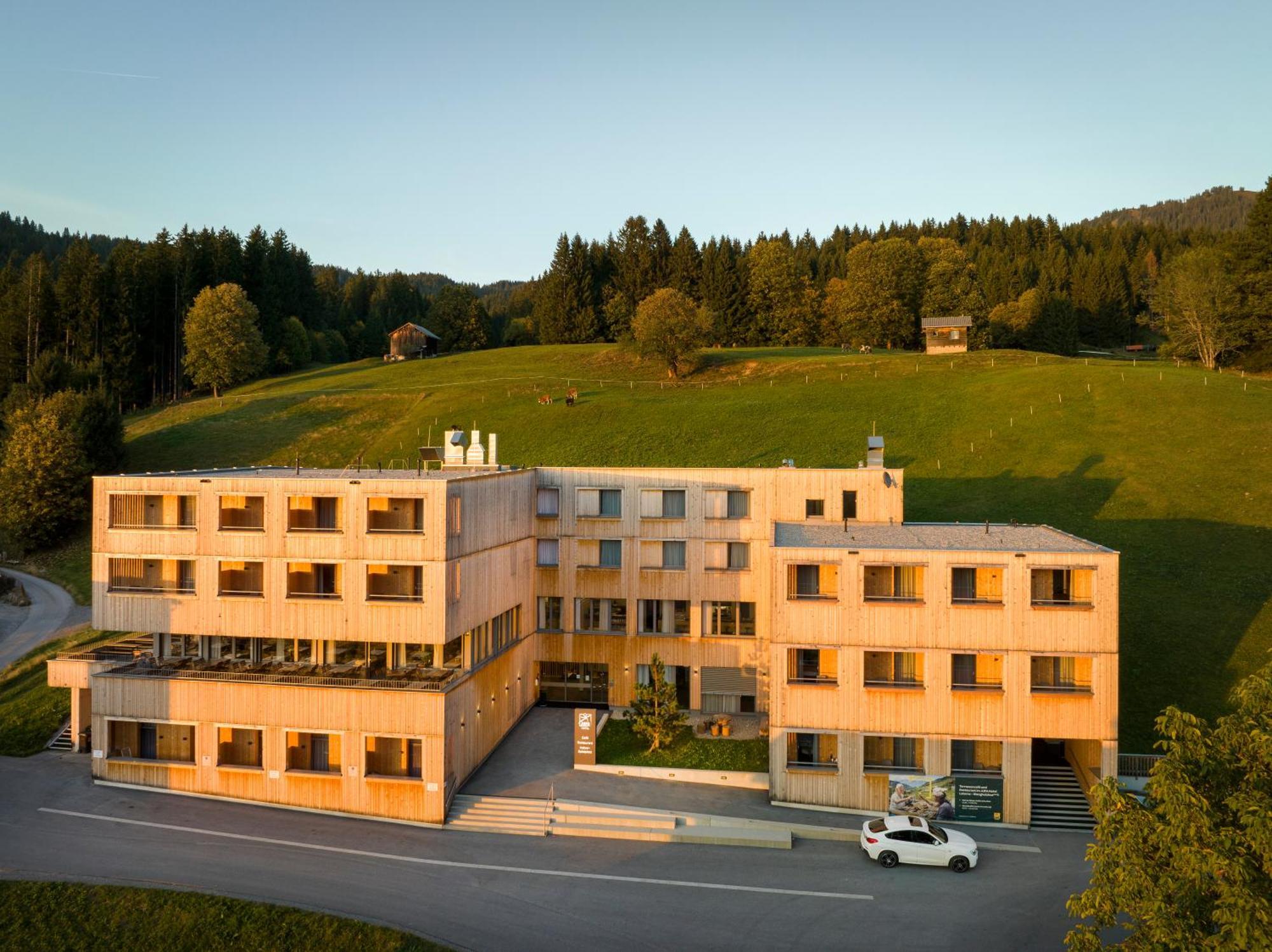 Jufa Hotel Laterns - Klangholzhus Buitenkant foto